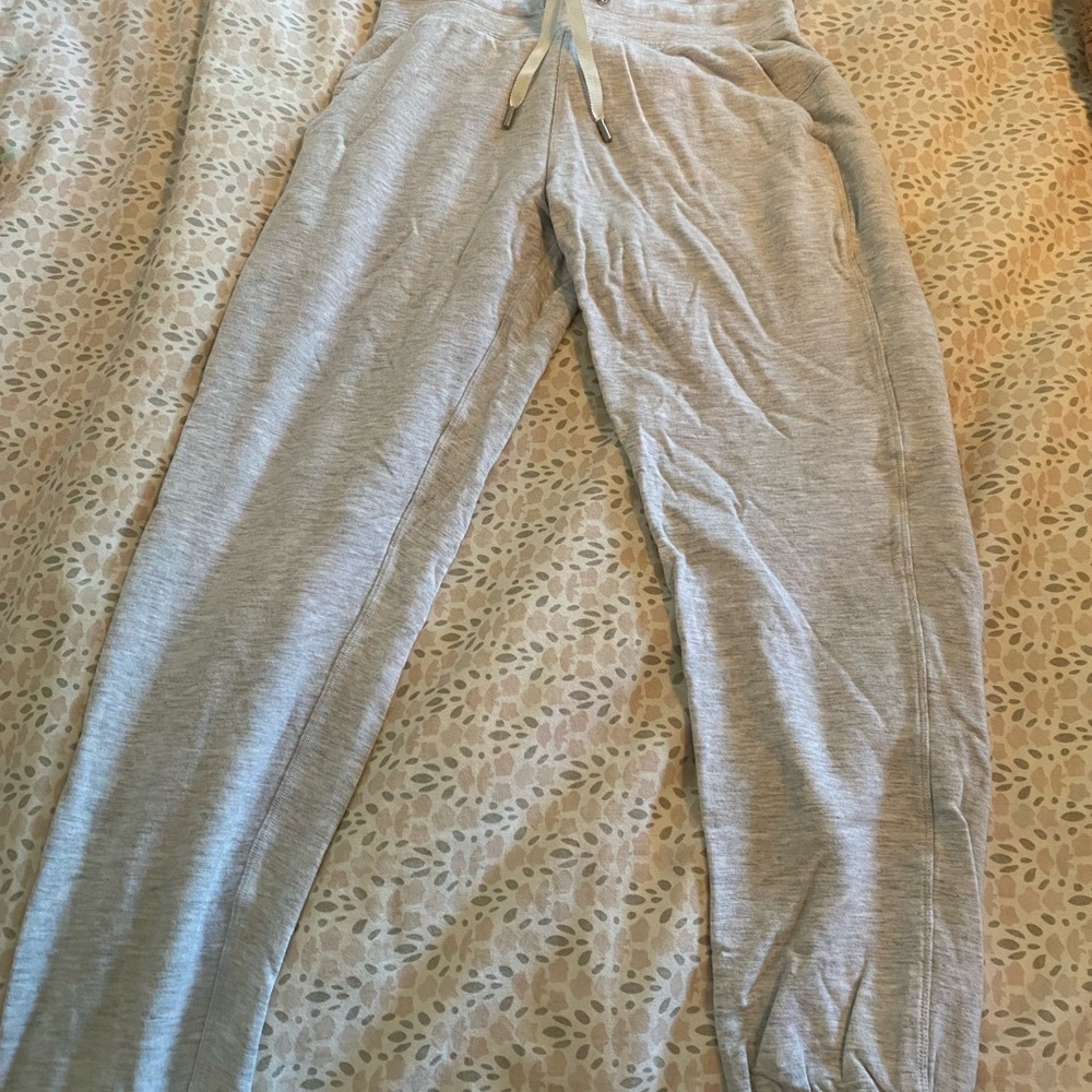Lululemon sweats